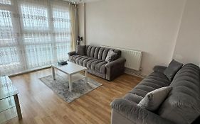 Flat, Apartment In Haggerston N1, Central London