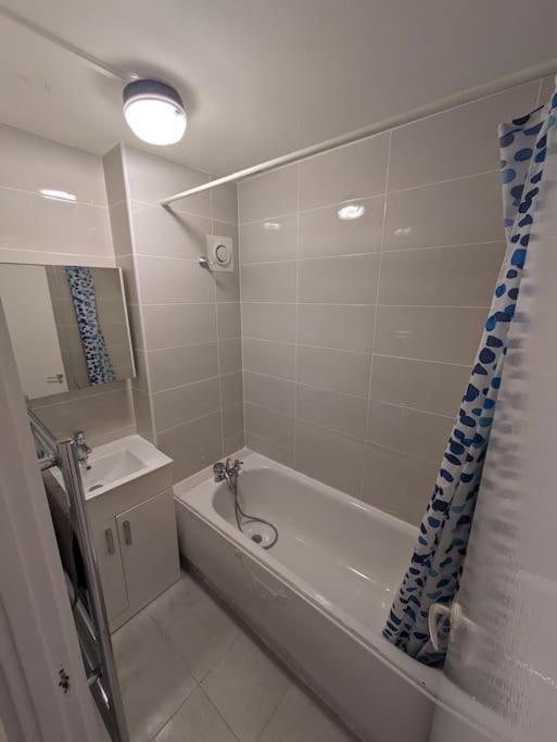 Flat, Apartment In Haggerston N1, Central Londra Esterno foto